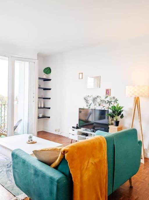 Апартаменты Cosy Mirabelle 2Ch - Parc Expo - Balcon & Parking По Экстерьер фото